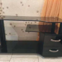 میز تلویزیون شیشه ای