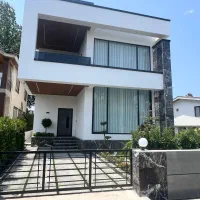 مدرن-255متری-شهرکی-ونوش-استخرداخلی