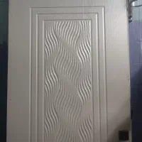 درچوبی کاملا سالم همراه چهارچوب یا کوم کم آهنی خود