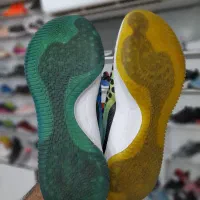 کفش فوتبال/کشتی/بسکتبال کتونی اورجینال استوک|کیف، کفش، کمربند|شاهینشهر, فردوسی|دیوار