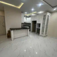 آپارتمان ۸۴ متر/ زائر پسند/ فول امکانات / طبقه ۲