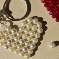 کیف های مجلسی. بافت مروارید|کیف، کفش، کمربند|لردگان, |دیوار