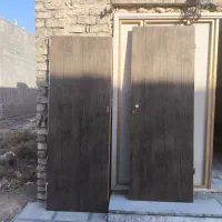 در کمد دیواری