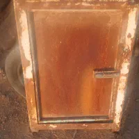 درب آهنی مناسب اغل کفتر یا انباری