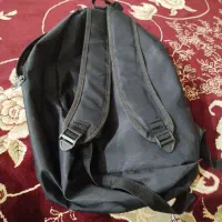 کیف مدرسه|کیف، کفش، کمربند|ایوان, |دیوار