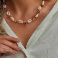 گردنبند صدفی خیلی خوشگل