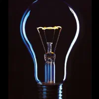 برقکار سیم‌کشی خوش قول ۲۰سال سابقه