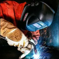 نیازمند جوشکار