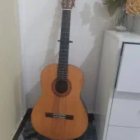 گیتار یاماها۳۰۴۰ اصل اصل