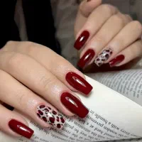 آف ویژه خدمات ناخن