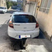 ام وی ام ۳۱۵ اسپورت لاکچری