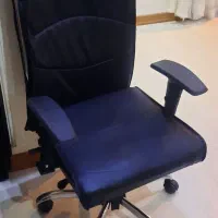 صندلی اداری مدیریتی چرخ دار