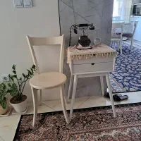 میزتلفن وصندلی