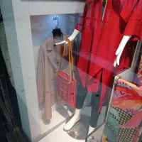 ویترین مغازه ، بوتیک ،|حراج|آستانه اشرفیه, |دیوار