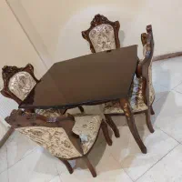 میز ناهارخوری چوبی