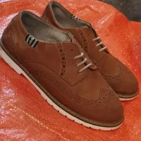 جاشمعی چوبی دکوری و کفش پسرانه|مجسمه، تندیس، ماکت|ساوه, |دیوار