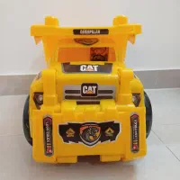 کامیون بزرگ CAT به ابعاد ۳۲ در ۶۰