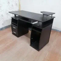 میز کامپیوتر