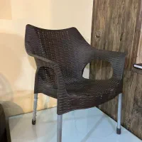 صندلی پلاستیکی ناصر