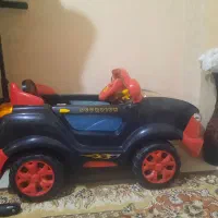 ماشین شارژی دو موتوره در حد نو