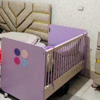 تخت و کمد بچه