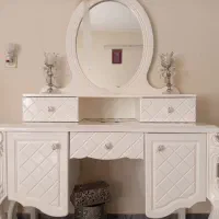 فروش فوری میز آرایش همراه با صندلی|تخت و سرویس خواب|رزن, |دیوار