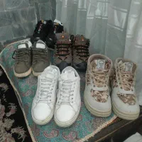 کتونی اورجینال سایز44- بسیار سبک وزن