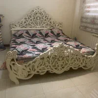 تخت خواب کلاسیک