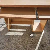 میز کامپیوتر در حد نو|میز تحریر و کامپیوتر|حمیدیا, |دیوار