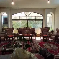 100-متر-تک-خواب-سالن-بزرگ-و-نورگیر-محتشم-کاشانی