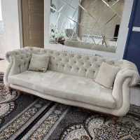 مبل ۸ نفره با میز وسط و گل میز