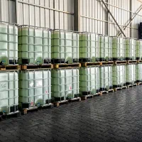 فروش آب اکسیژنه صنعتی ۵۰٪ ۱۲۰۰کیلویی تحویل کارخانه
