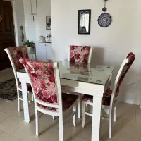 میز نهار خوری چهار نفره