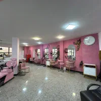 اجاره-ی-میز-ناخن-صندلی-و-تخت-مژه