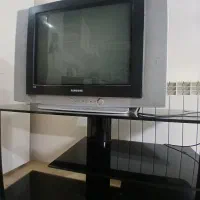تلوزیون سامسونگ ۲۱ و میز تلوزیون ۲،۵۰۰،۰۰۰تومن