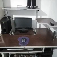 میز کامپیوتر