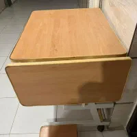 میز تحریر و کامپیوتر سالم