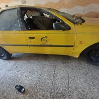 تاکسی پژو ۴۰۵