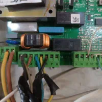 تعمیرات درب کرکره برقی جک بازویی شیشه سکوریت|خدمات پیشه و مهارت|کرمان, |دیوار