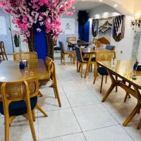 میز و صندلی