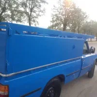 یک اتاق جوبیاری و یک جفت رینگ و لاستیک تیوبلس