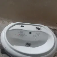 کاسه روشویی بدون پایه