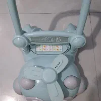 واکر بچگانه و موزیکال