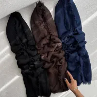 شال نخ حصیری|لباس|شیراز, شاهچراغ|دیوار