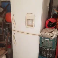 یخچال فریزر بسیار تمیز