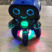 ربات موزیکال با رقص نور