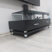 میز تلوزیون در حد نو بدون خط و خش و ایراد و شکستگی|میز تلویزیون|رشت, گلباغ نماز|دیوار