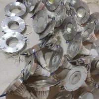 هالوژن فلزی|لامپ و چراغ|کرج, شاهینویلا|دیوار