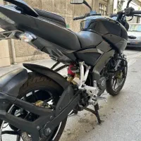 موتور ان اس 200