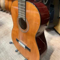 گیتار کلاسیک آریاak20گالری موسیقی آرتیاپاساژشهرسبز